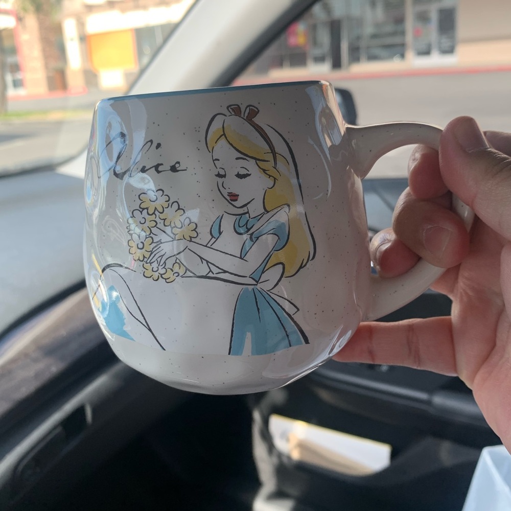 Disney Alice in Wonderland coffee mug
